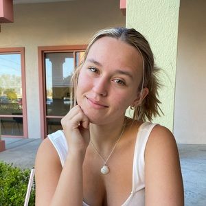 Meet your Posher, Mady